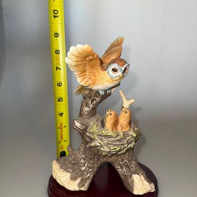 Hand Painted Westminster Mother Owl with Baby Chick in Nest In Tree Figurine VTG