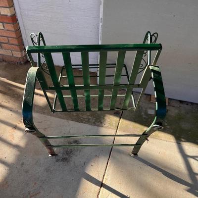 Green Metal Patio Table & Matching Chairs (Y-RG)