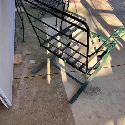 Green Metal Patio Table & Matching Chairs (Y-RG)