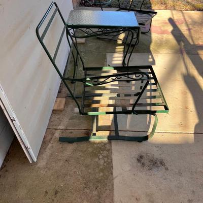 Green Metal Patio Table & Matching Chairs (Y-RG)