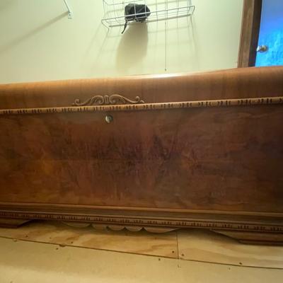 Vintage Lane Cedar Chest