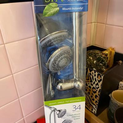 Misc. bath and personal items