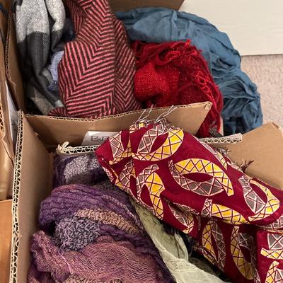 Misc sheets and scarves