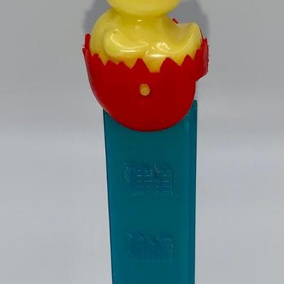 Vintage 3.9 PEZ Easter Chick - No feet, Austria