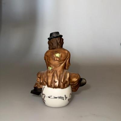 Vintage Clown Hobo Figurine Seated On A Ball ~ Flambro Emmett Kelly Collection