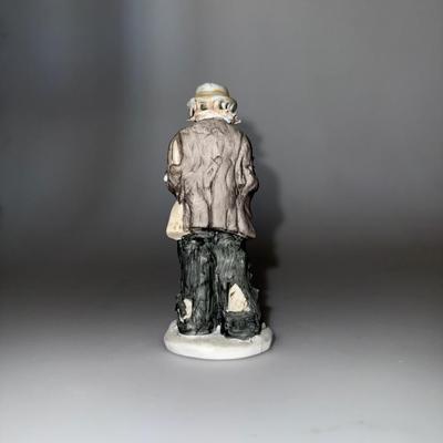 Vintage EMMETT KELLY JR 'SWEEPING UP