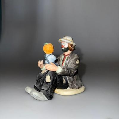VTG Emmett Kelly Jr. 9815 The Emmett’s Fan Clown Figurine