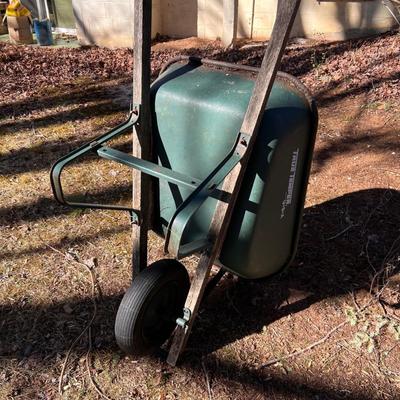 True Temper Metal Wheelbarrow (Y-RG)
