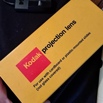 KODAK Carousel 750 Slide Projector & Assessories - NIB (BD-SD)
