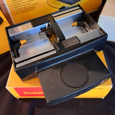 KODAK Carousel 750 Slide Projector & Assessories - NIB (BD-SD)
