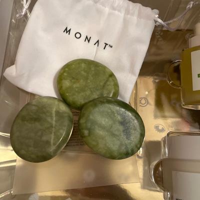 Monat massaging set