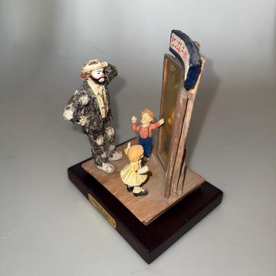 Emmett Kelly Jr. Flambro ~ House Of Mirrors ~ Day At The Fair ~ LIMITED