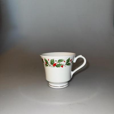 Noel China Pearl Fine China Christmas Plates, bowl, and platter set