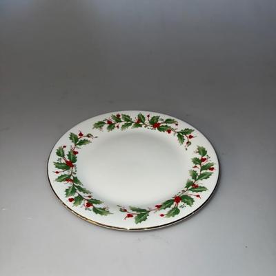 Noel China Pearl Fine China Christmas Plates, bowl, and platter set