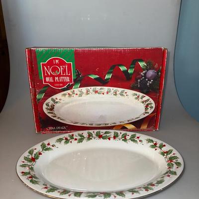 Noel China Pearl Fine China Christmas Plates, bowl, and platter set