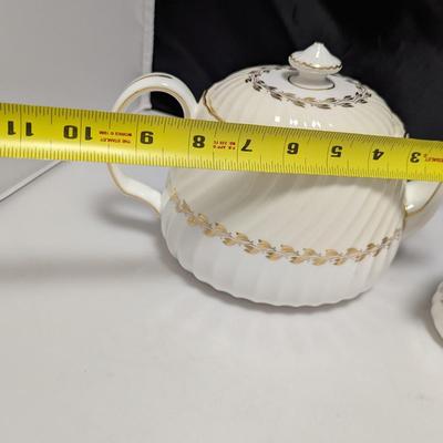 Minton Bone China Gold Cheviot Coffee Pot With Creamer & Sugar Set (DR)