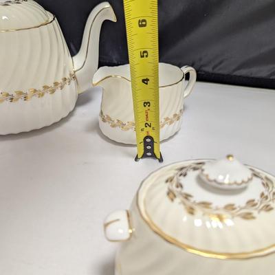 Minton Bone China Gold Cheviot Coffee Pot With Creamer & Sugar Set (DR)