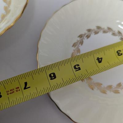 67 Pieces Of Minton Bone China Gold Cheviot Place Settings (DR)