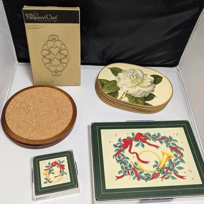 Place-mats & Trivets Pimpernel Mats & Made In Sweden Cork Trivets