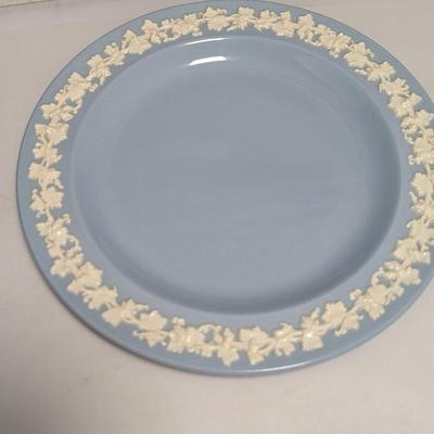 Vintage Wedgwood Etruria Barlaston England Embossed Queensware Cake Stand & Plate #49