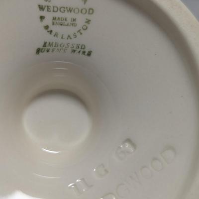 Wedgwood Etruria & Barlaston Queensware Vase & Candle Holders #52