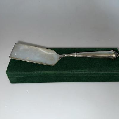 VTG Towle Cake Pie Server – Not Engraved