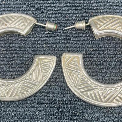 Lot of 5 Earring Sets
