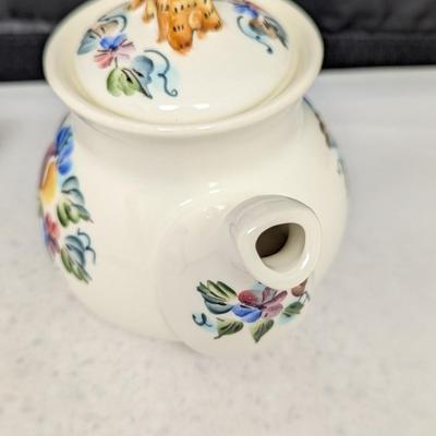 International Marked Coffee Pot & Sugar Dish #65