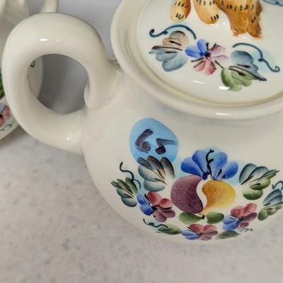 International Marked Coffee Pot & Sugar Dish #65