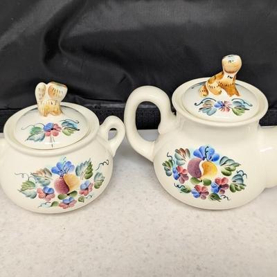 International Marked Coffee Pot & Sugar Dish #65