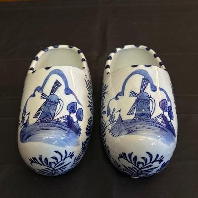 Delft Shoe Flower Pots Porcelain Blue & White Windmill