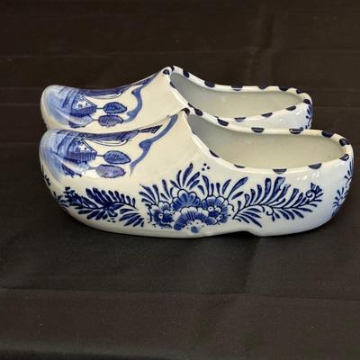 Delft Shoe Flower Pots Porcelain Blue & White Windmill