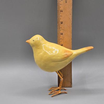 LOT 68A: Country Decor Including Napkin Rings and Music Box