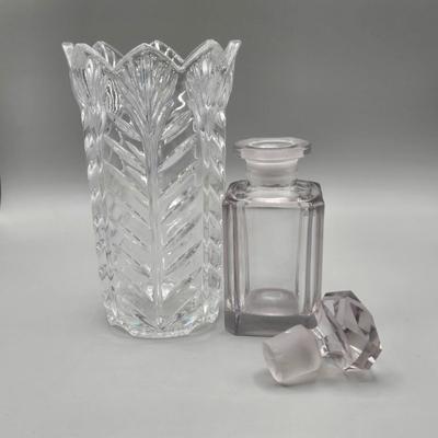 LOT 69A: Vintage and Antique Perfume Bottles featuring Beautiful Hanging Hearts And Vine Iridescent Art Glass Perfume Bottle