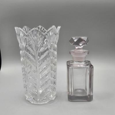 LOT 69A: Vintage and Antique Perfume Bottles featuring Beautiful Hanging Hearts And Vine Iridescent Art Glass Perfume Bottle