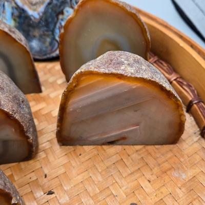 LOT 76B: Various, Unique Geodes