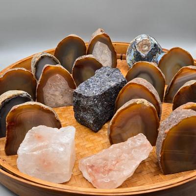 LOT 76B: Various, Unique Geodes