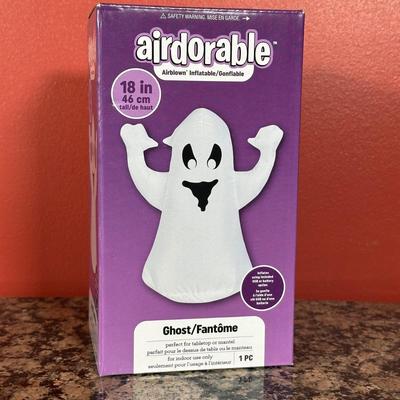 LOT 82C: Halloween Decor