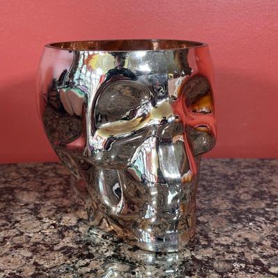 LOT 82C: Halloween Decor