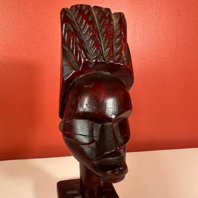 LOT 85C: Three Vintage Hand Carved Wooden African Heads