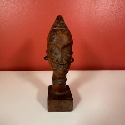 LOT 85C: Three Vintage Hand Carved Wooden African Heads