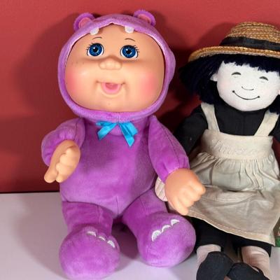 LOT 91C: Doll Collection - Madam Alexander Dolls in Box, Cabbage Patch Kids, Country Girl & More