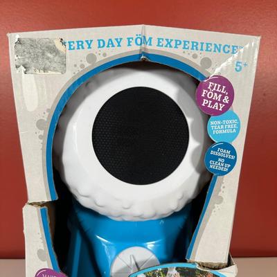 LOT 92C: Fom Mania Fomalanche in Box, Sprinkler Pool Play Center & More Kids Toys