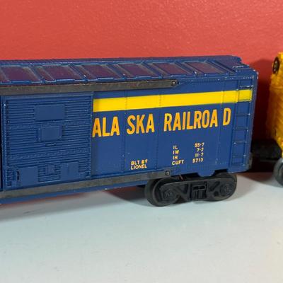 LOT 93C: Lionel Train Collection