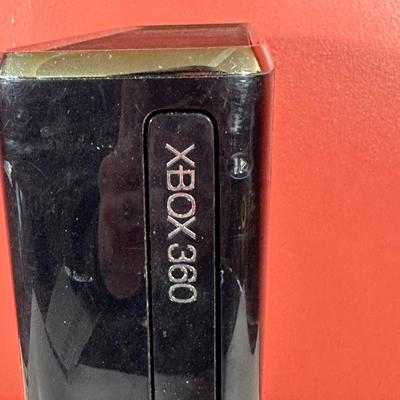 LOT 95C: Xbox 360 Console