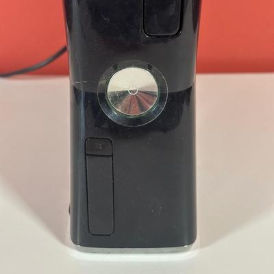 LOT 95C: Xbox 360 Console