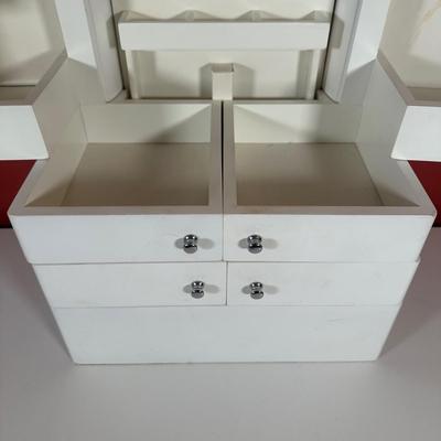 LOT 98C: Makeup/Jewelry Organizers, Trinket Dishes & More