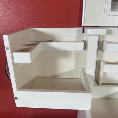 LOT 98C: Makeup/Jewelry Organizers, Trinket Dishes & More