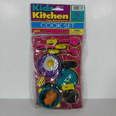 LOT 101C: Two Cookeez Makerys NIP & More