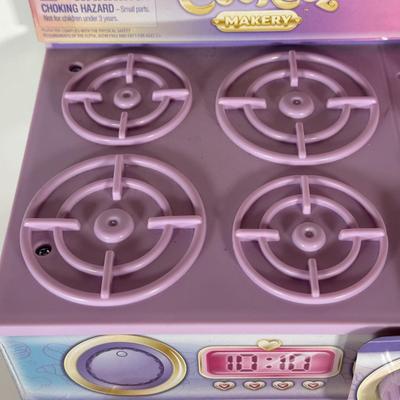 LOT 101C: Two Cookeez Makerys NIP & More